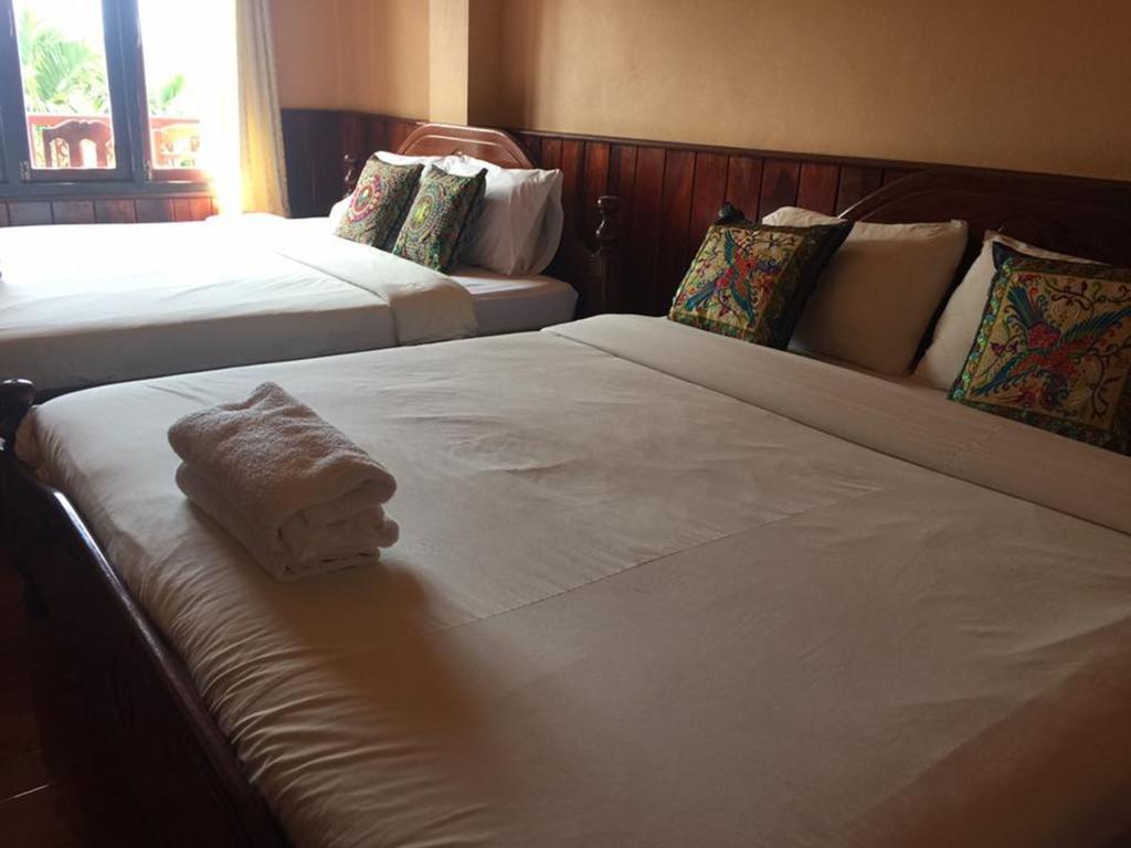 ואנג ויינג Happy River View Hotel מראה חיצוני תמונה
