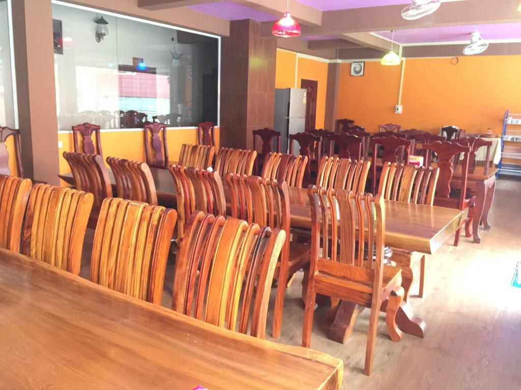 ואנג ויינג Happy River View Hotel מראה חיצוני תמונה