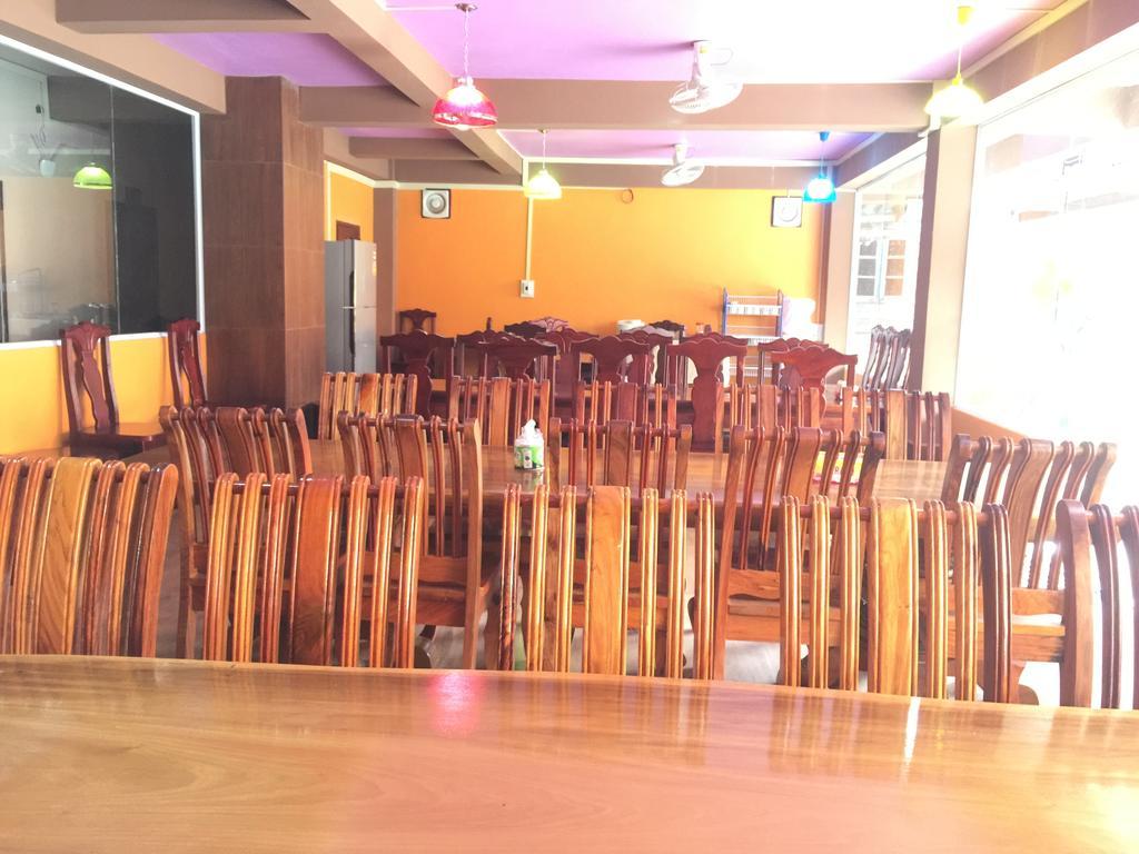 ואנג ויינג Happy River View Hotel מראה חיצוני תמונה